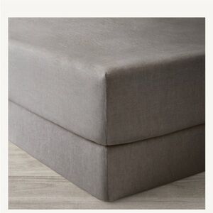 Restoration Hardware Italian vintage washed king box spring cover❤️❤️❤️❤️